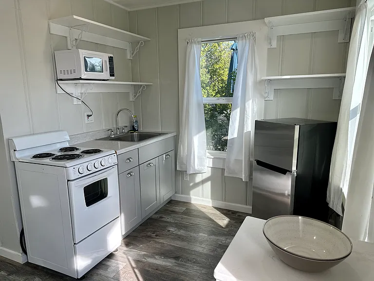 210 N K St #A — Photo 11