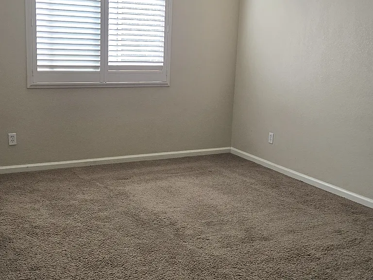 3209 Claudine Ct — Photo 9