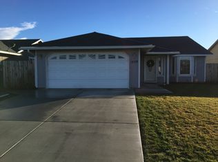 1220 Gemstone St, Othello, WA 99344