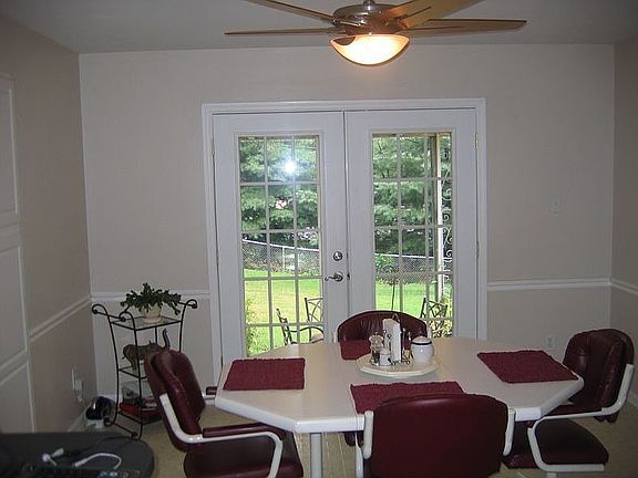 3rd image of 1654 Fairhills Dr