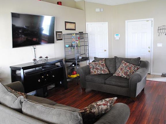 3rd image of 5193 Heatherstone Ct