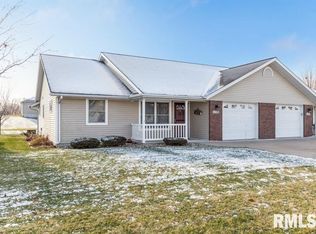 1106 6th Ave, Fulton, IL 61252