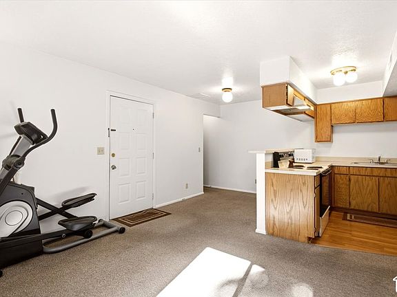 5th image of 1175 Canyon Rd APT 33