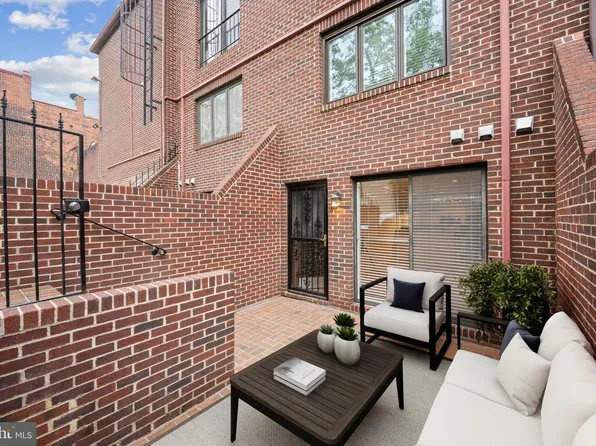 1715 15th St NW APT 42, Washington, DC 20009