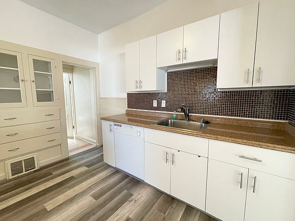 5th image of 4310 W 46th Ave APT 1