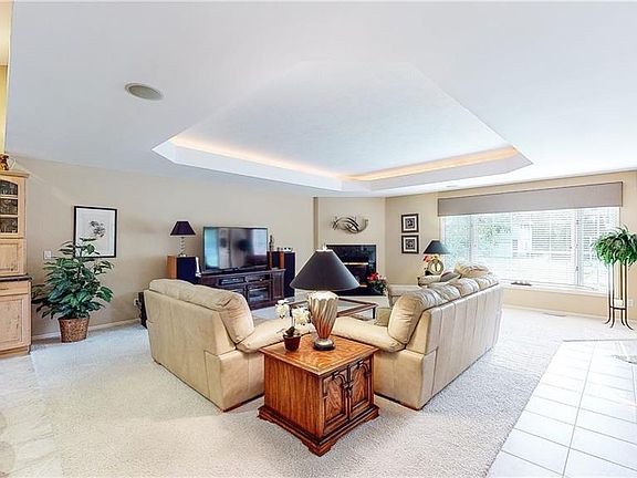 2nd image of 634 Radford Dr