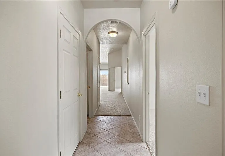9614 Mia Ln — Photo 3