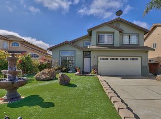 6 Bison Cir, Salinas, CA