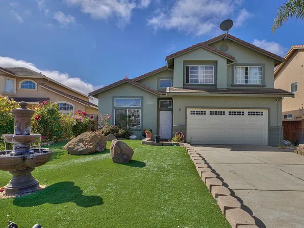 6 Bison Cir, Salinas, CA 93905