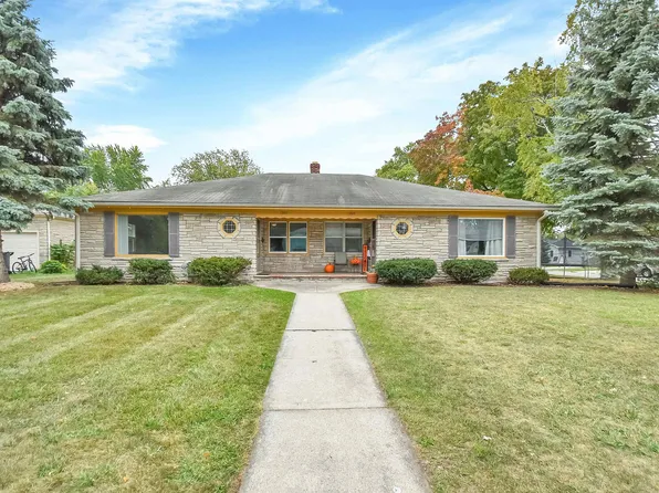 1300 McCormick St, Green Bay, WI 54301