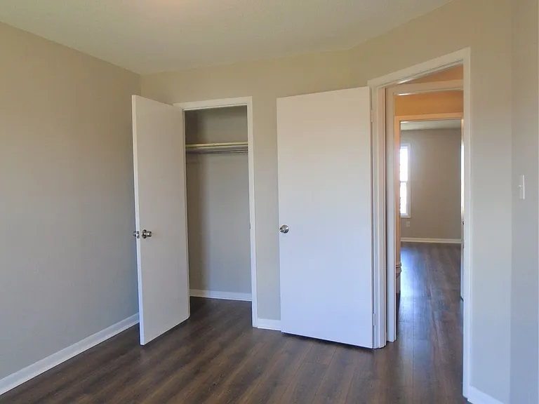1603 Glenn St SW — Photo 10
