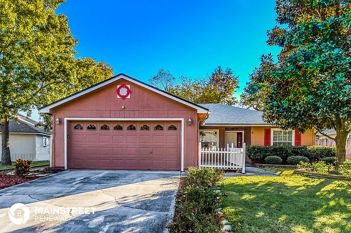 1st image of 7998 Macinnes Dr
