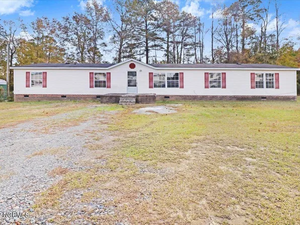 104 S Timber Place, Dudley, NC 28333