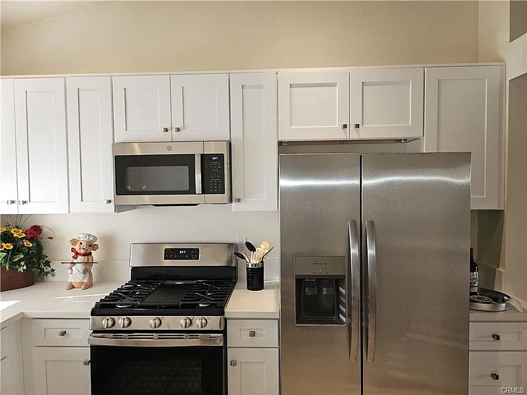 291 Chaumont Cir — Photo 2