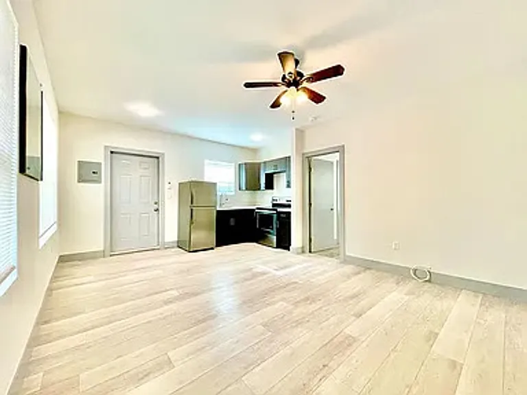 8261 NE 3rd Ave — Photo 3