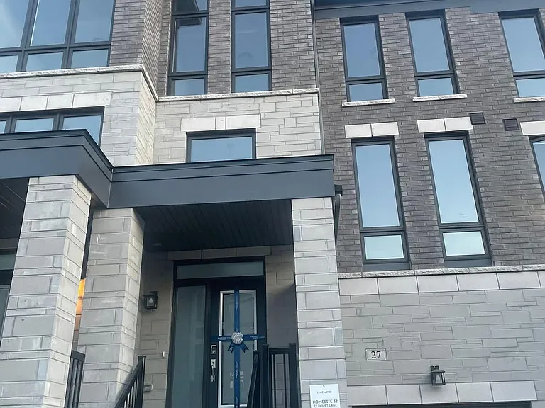 27 Douet Ln — Photo 1