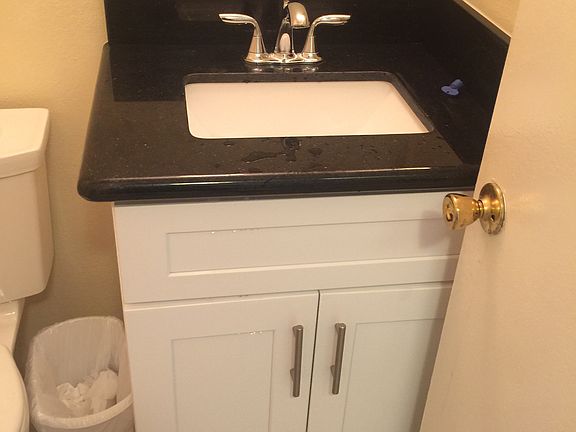 2nd image of 1188 Las Lomas Dr Unit B