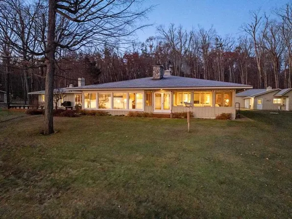 1830 Indian Point Rd, Brutus, MI 49716