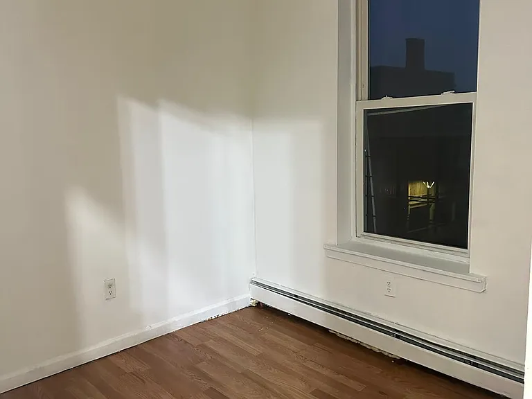 52 S Miller St #B — Photo 7