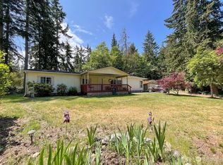 1010 Lemmon Rd, Port Angeles, WA 98362