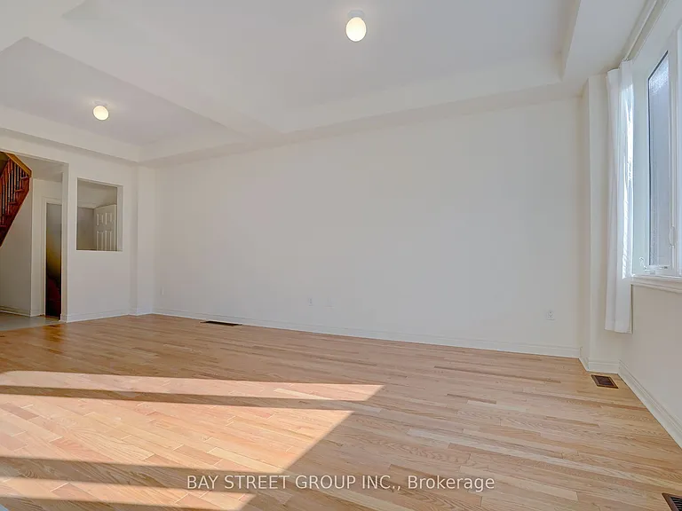100 Ness Dr — Photo 16