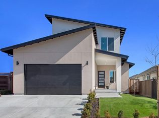 1681 Kerry Ln, Santa Rosa, CA 95403