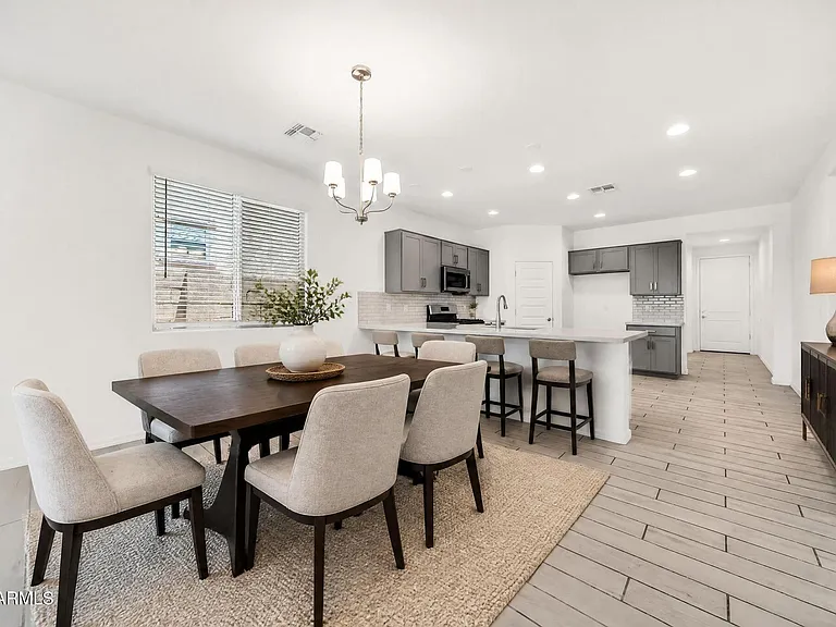8830 W Pasadena Ave — Photo 4