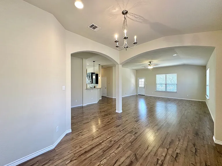 3383 Vineyard Trl — Photo 9