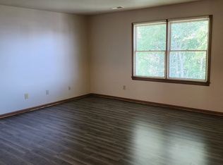 7355 Midland Rd APT 7, Freeland, MI 48623