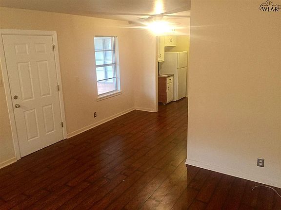 3rd image of 1907 Wenonah Ave APT C