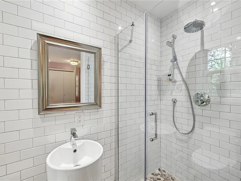 1130 Angelo Ct NE — Photo 25