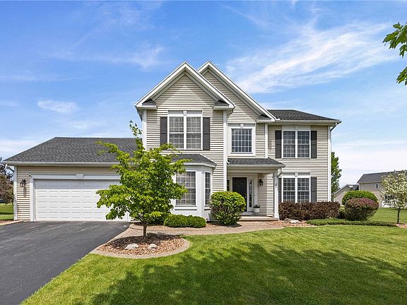 2nd image of 1332 Cherry Laurel Cir
