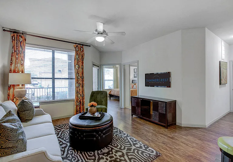 Summercrest Burleson Apartments — Photo 16