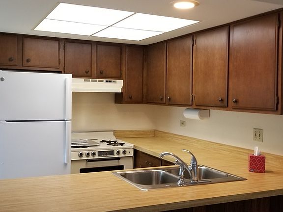 3rd image of 2165 N Ginger Cir #10D