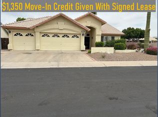 3020 E South Fork Dr, Phoenix, AZ 85048
