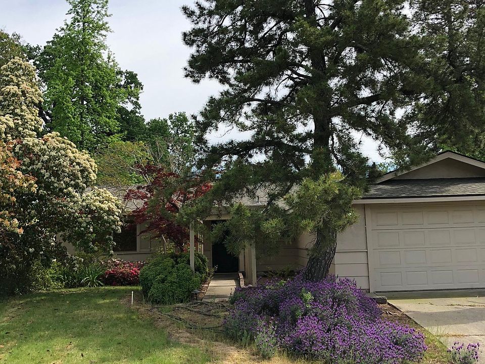 1st image of 1510 Oak Tree Dr