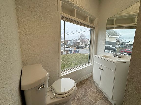 5th image of 2903 E Olympic Ave APT 5