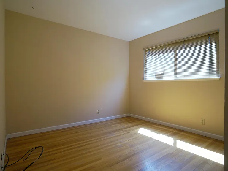 5411 Woodhurst Ln — Photo 6