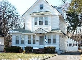 2310 Milburn Ave, Baldwin, NY 11510