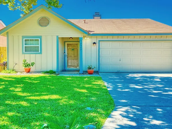 7547 BRANDYRIDGE, San Antonio, TX 78250