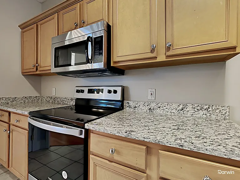289 Waterford Cove Trl — Photo 3
