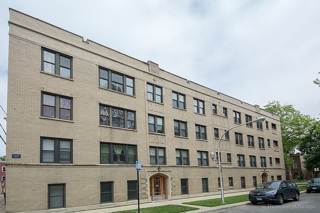 1st image of 4442 W Gunnison St #3