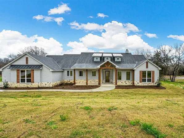 600 Drury Ct, Springtown, TX 76082