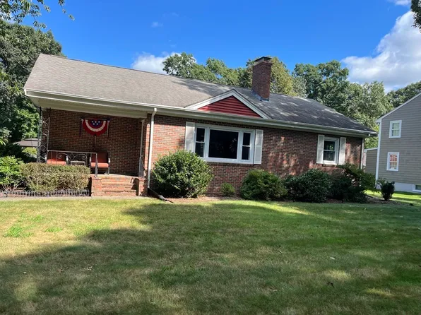 49 Walnut St, Mansfield, MA 02048