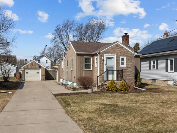 571 Grove St, Neenah, WI 54956