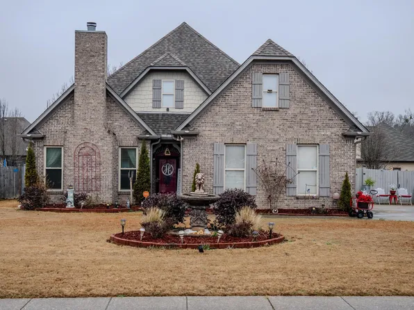 845 Barkley Dr, Alabaster, AL 35007