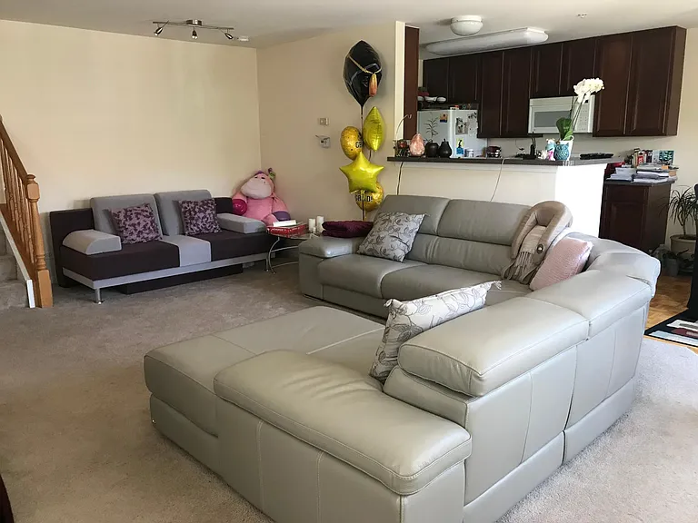 2349 Crydon Pl #19G2 — Photo 3