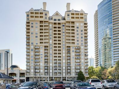3334 Peachtree Rd NE APT 101, Atlanta, GA, 30326