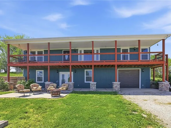 30960 Somerset Rd, Paola, KS 66071