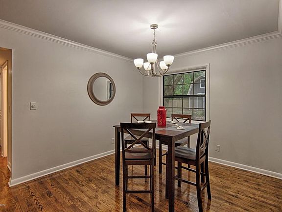 5th image of 3925 Shady Ln